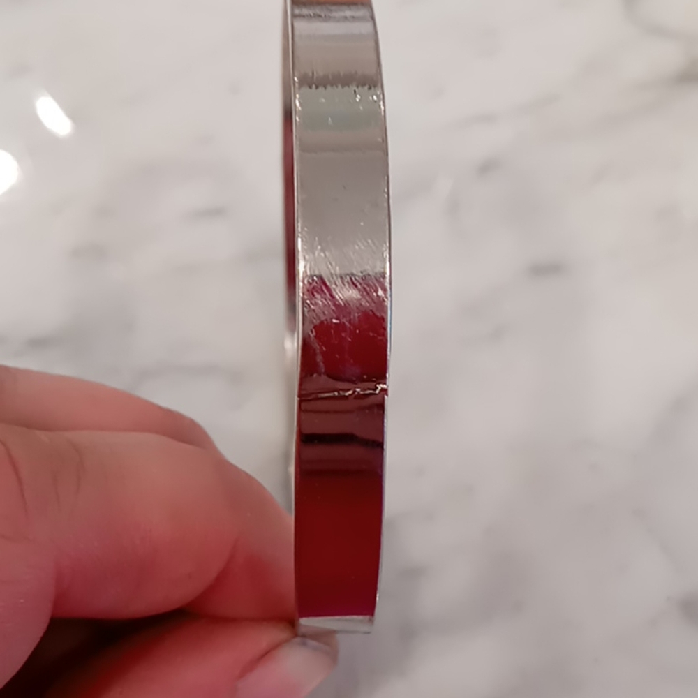 Silver bangle - Picture 2 of 2